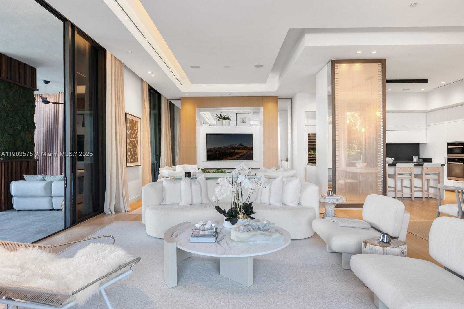 Small Image of 6800 FISHER ISLAND DR #6811, Miami Beach Number 7