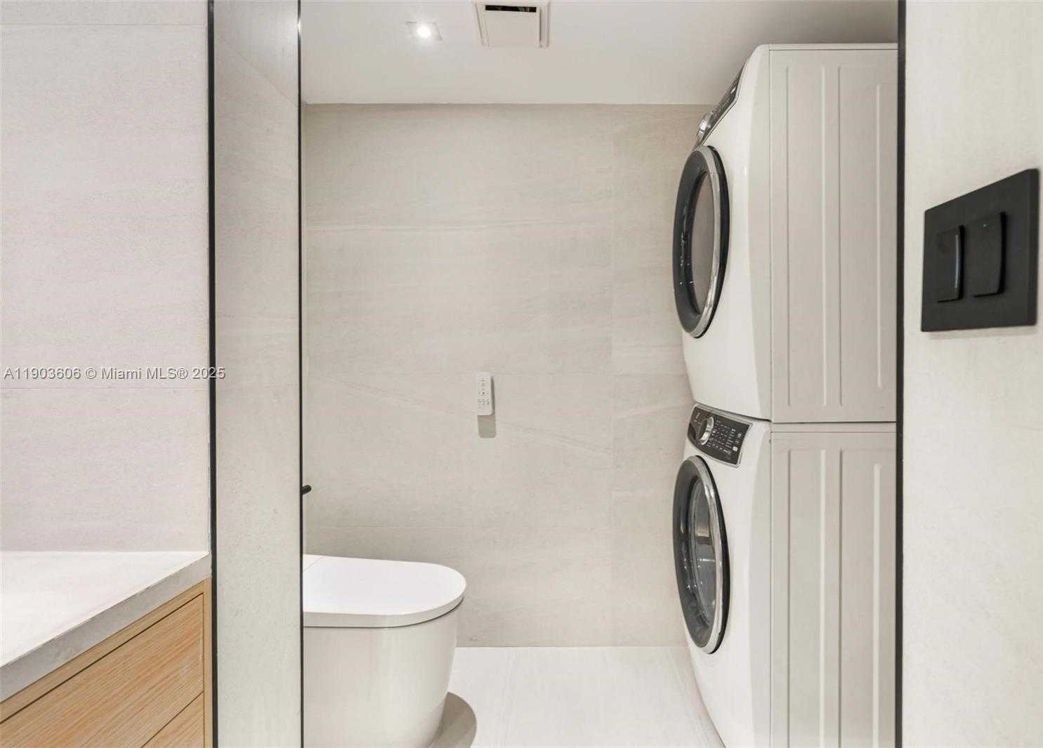 Small Image of 16485 COLLINS AVE #2438, Sunny Isles Beach Number 29