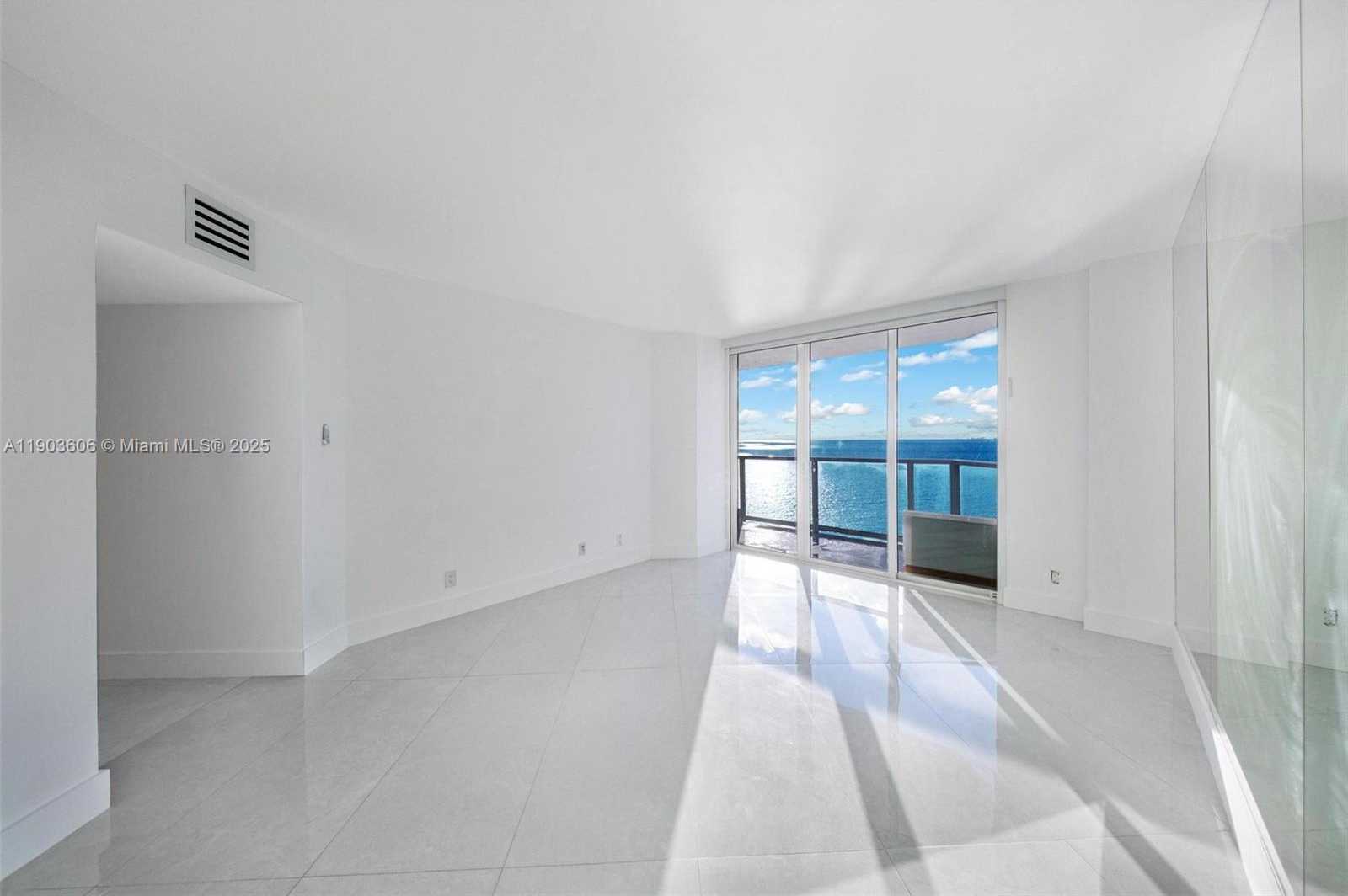 Small Image of 16485 COLLINS AVE #2438, Sunny Isles Beach Number 6