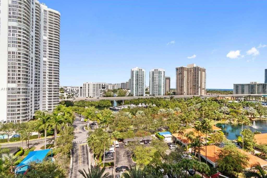 Small Image of 3600 MYSTIC POINTE DR #1209, Aventura Number 3