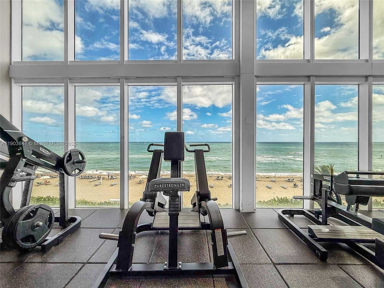 Small Image of 1800 SOUTH OCEAN DR #2207, Hallandale Beach Number 14