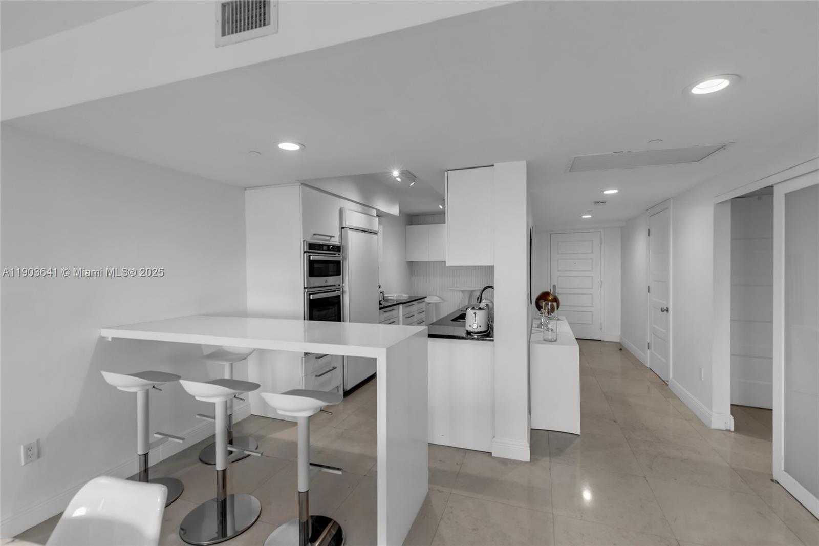 Small Image of 1800 SOUTH OCEAN DR #2207, Hallandale Beach Number 28