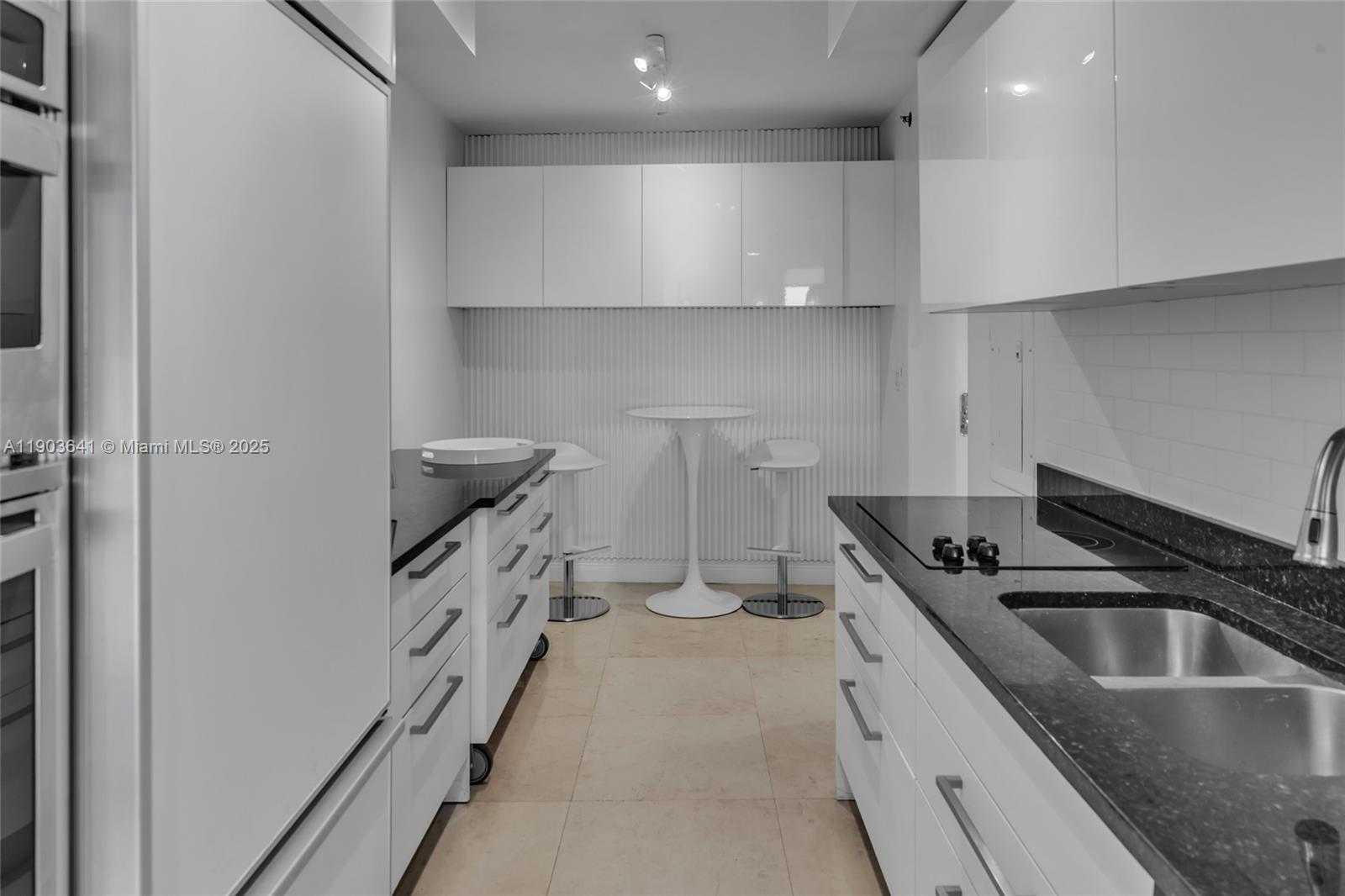 Small Image of 1800 SOUTH OCEAN DR #2207, Hallandale Beach Number 29