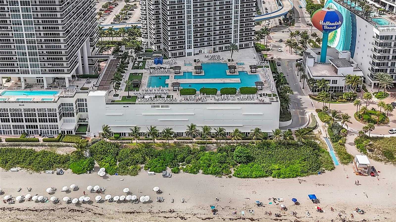 Small Image of 1800 SOUTH OCEAN DR #2207, Hallandale Beach Number 3