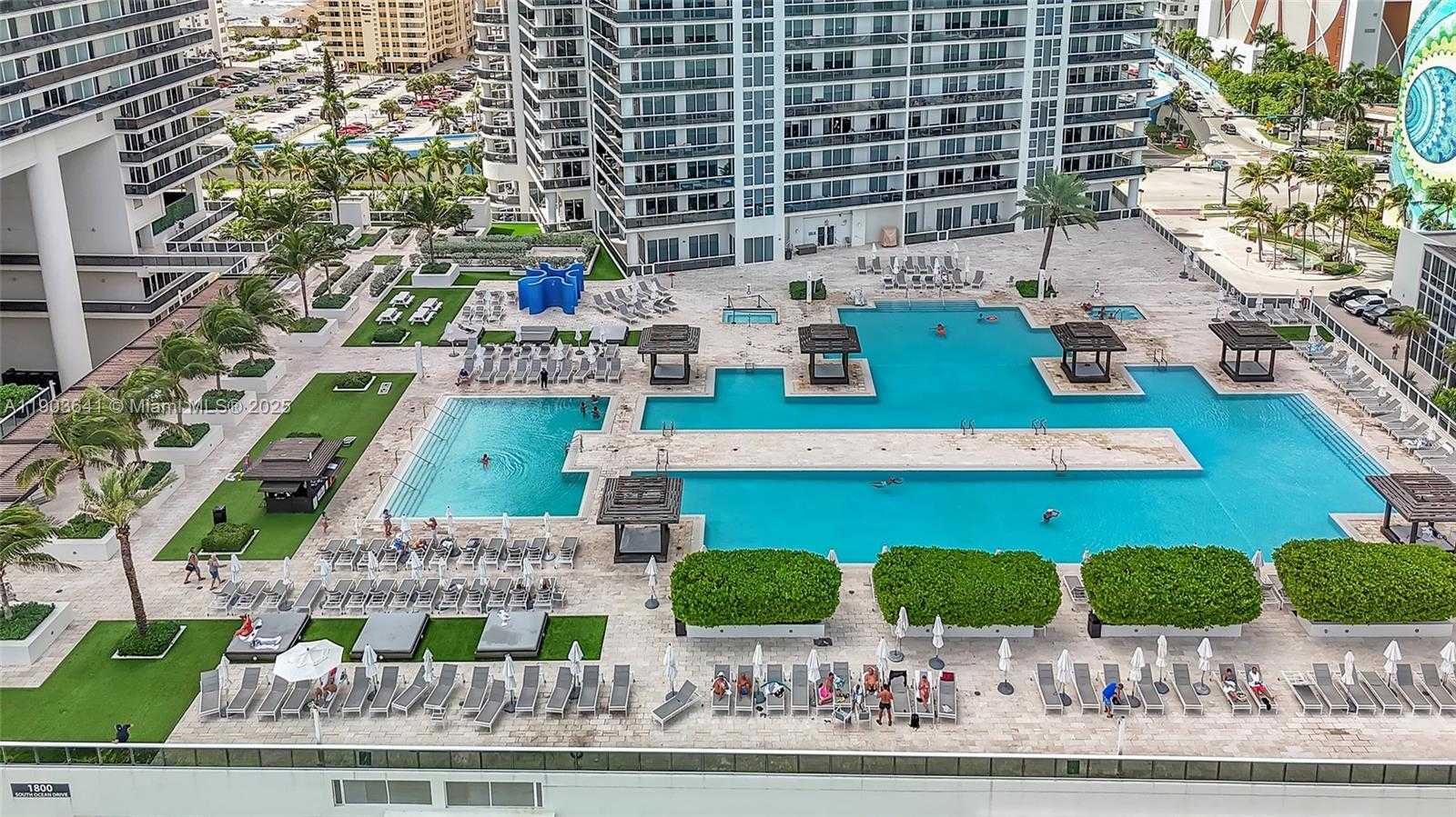 Small Image of 1800 SOUTH OCEAN DR #2207, Hallandale Beach Number 7