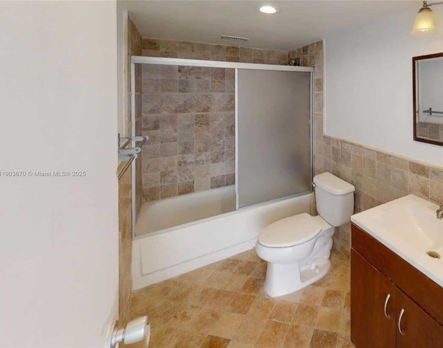 Small Image of 900 BAY DR #209, Miami Beach Number 12