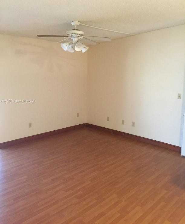 Small Image of 9719 HAMMOCKS BLVD #208J, Miami Number 6