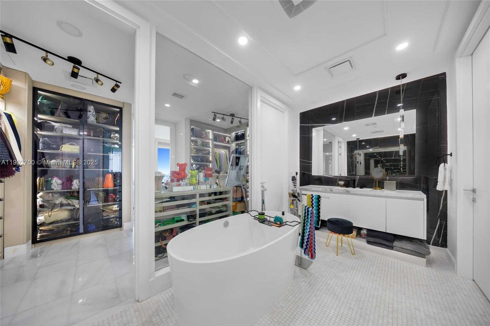 Small Image of 700 NORTH EAST 26TH TER #2202, Miami Number 23