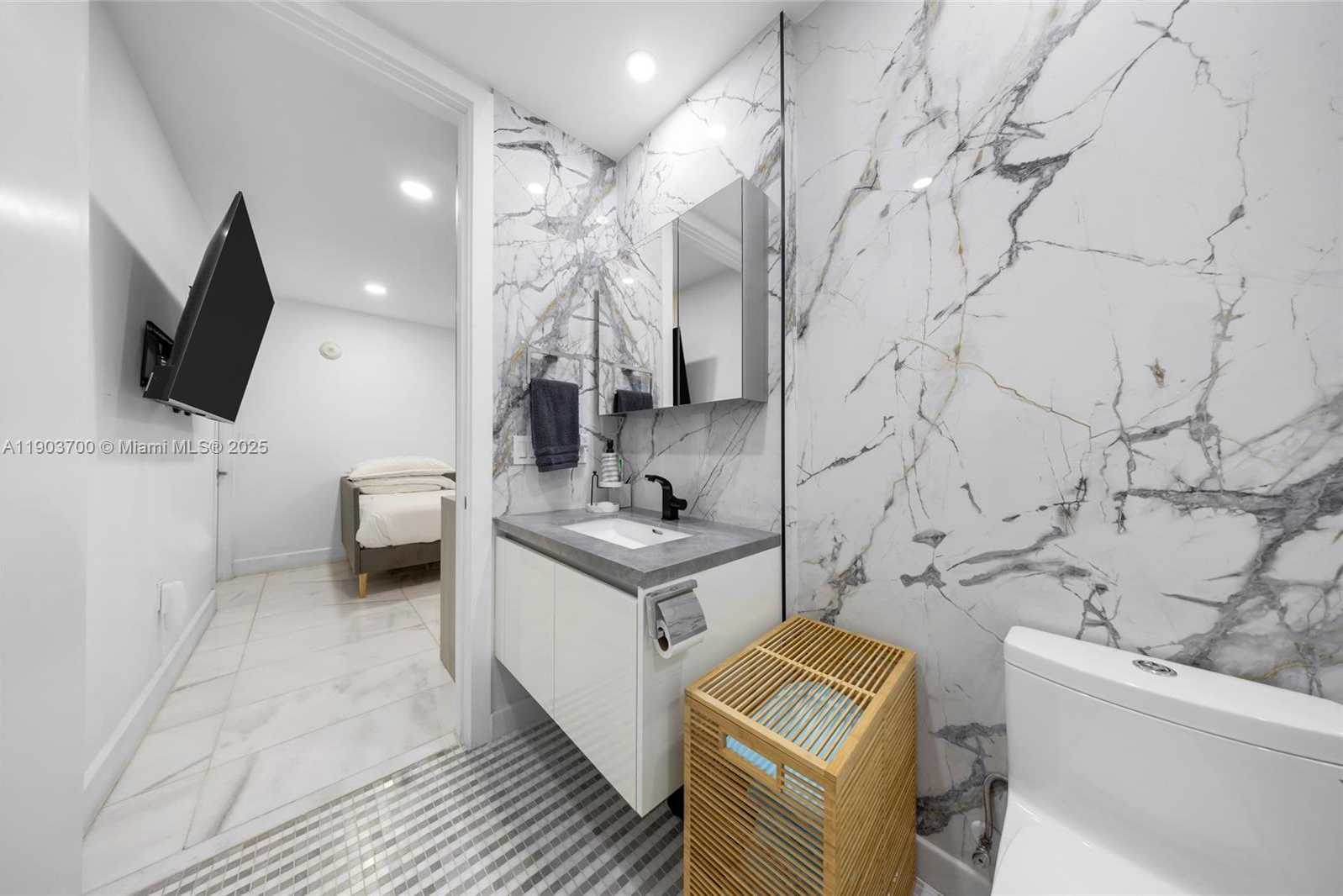 Small Image of 700 NORTH EAST 26TH TER #2202, Miami Number 39