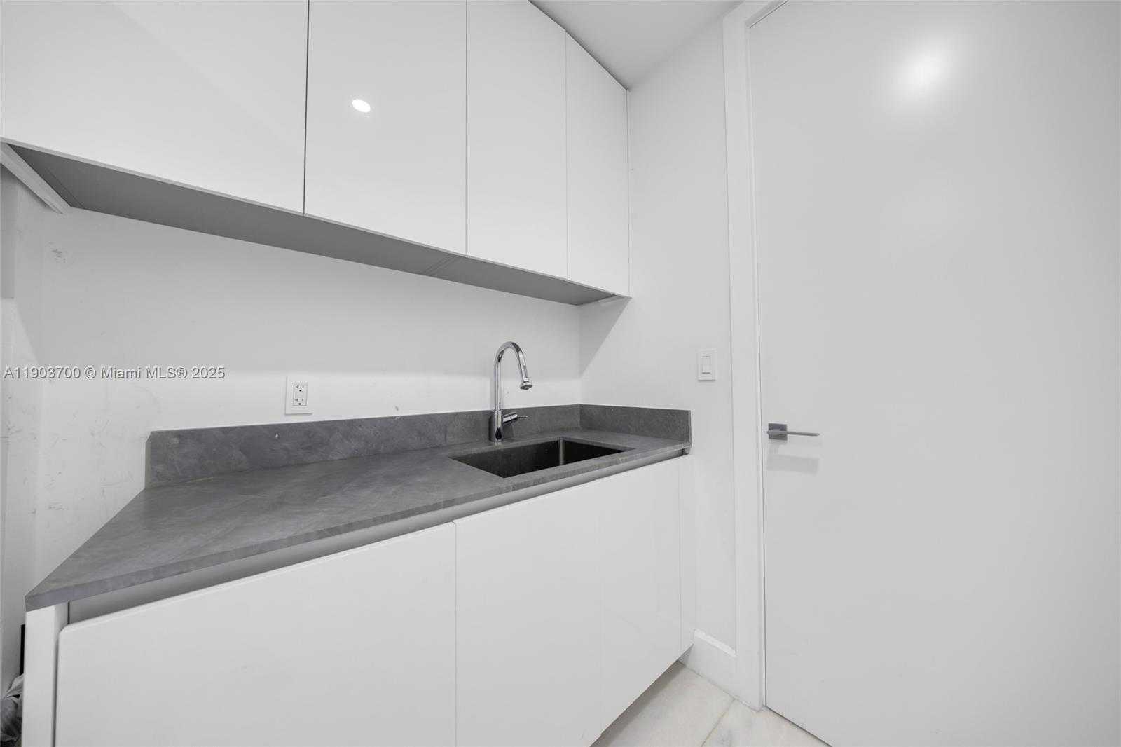 Small Image of 700 NORTH EAST 26TH TER #2202, Miami Number 47