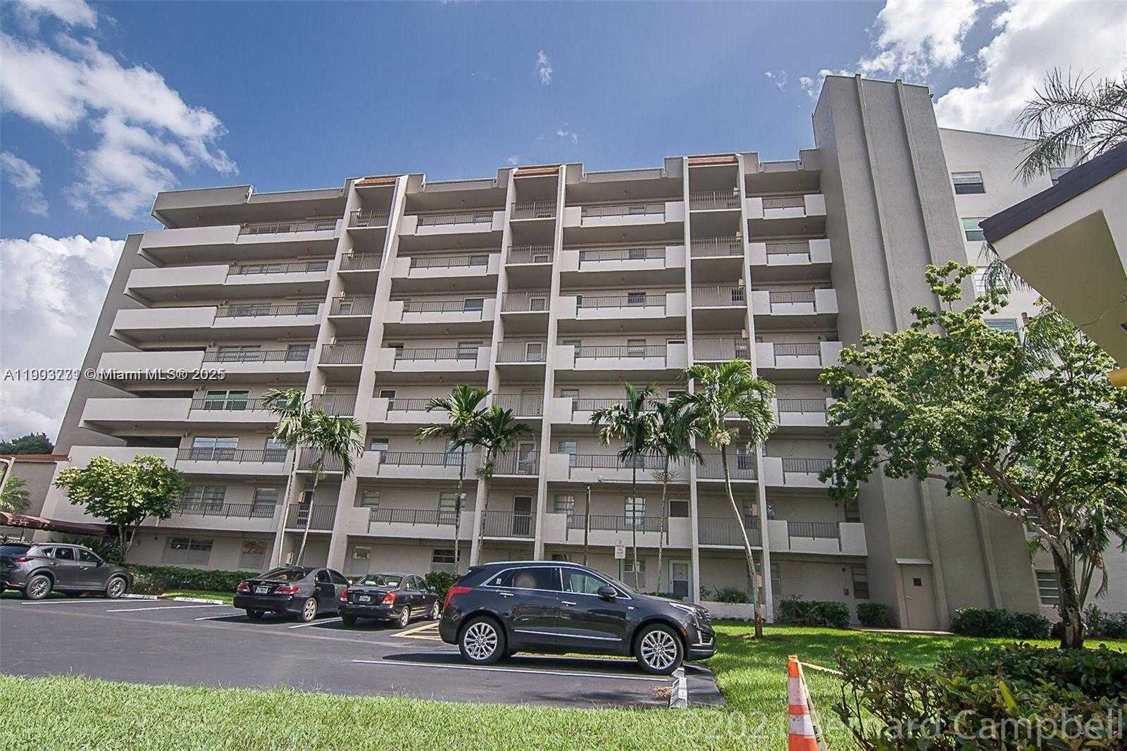 Small Image of 3910 INVERRARY BLVD #406-B, Lauderhill Number 28