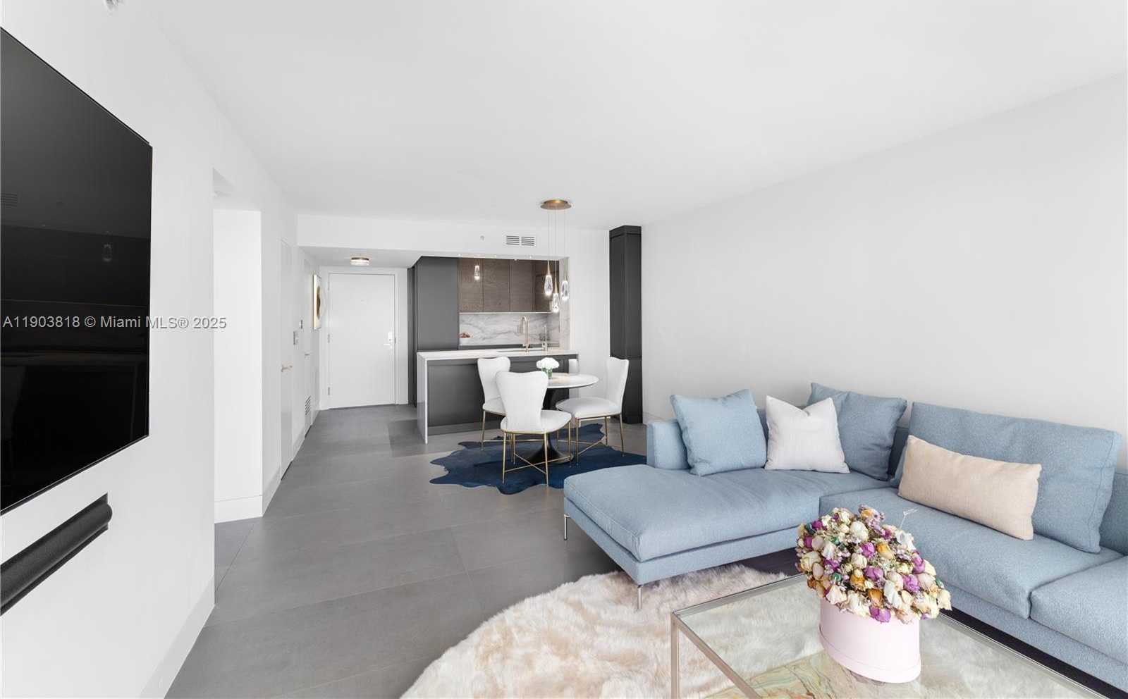 Small Image of 1800 SUNSET HARBOUR DR #2105, Miami Beach Number 10