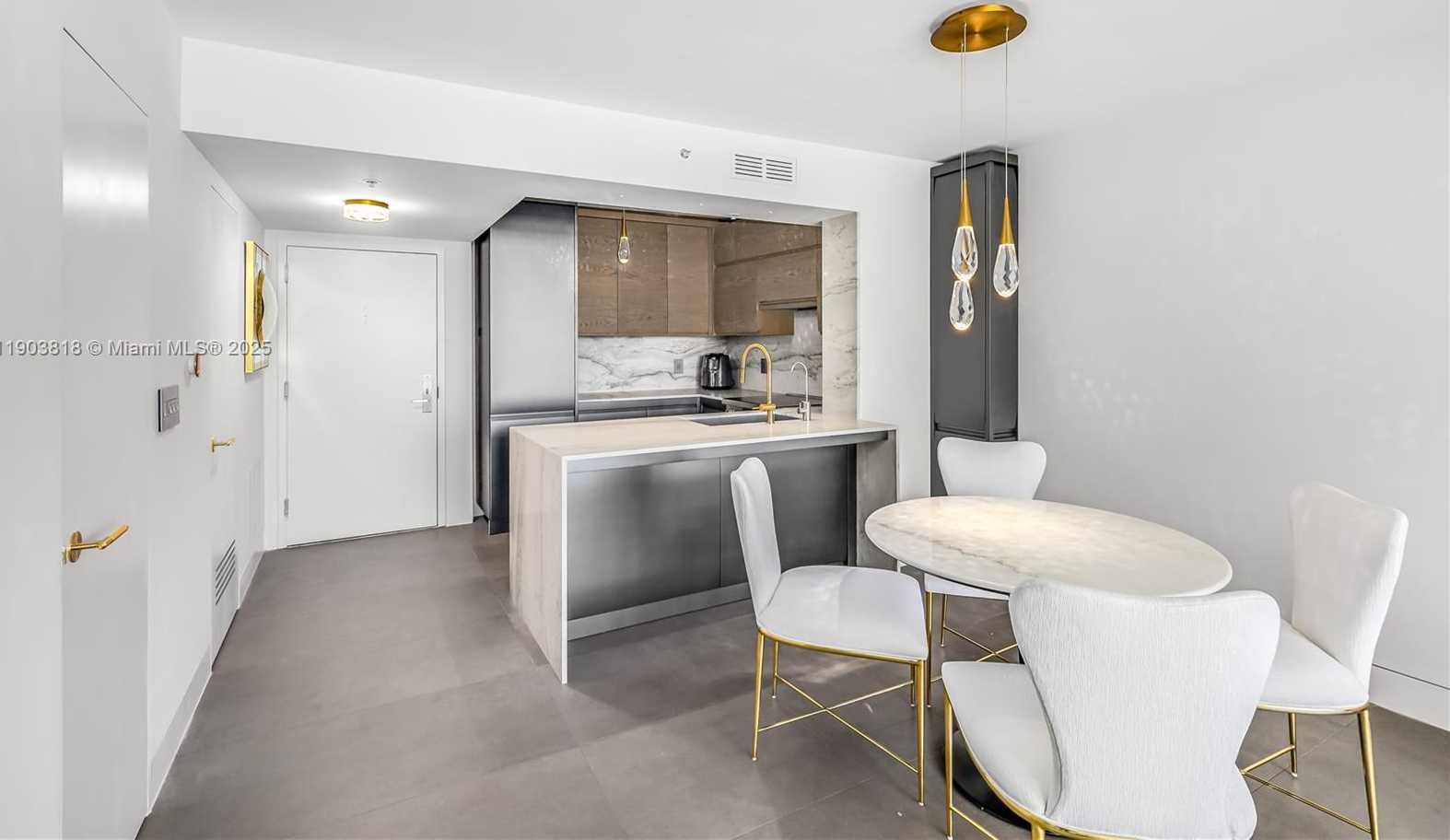 Small Image of 1800 SUNSET HARBOUR DR #2105, Miami Beach Number 30