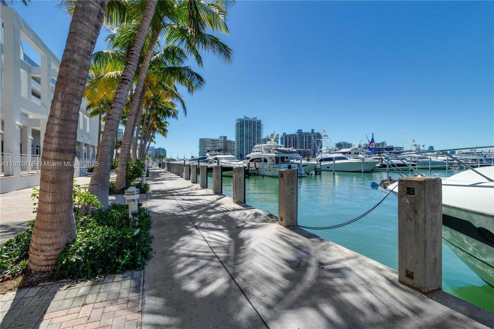 Small Image of 1800 SUNSET HARBOUR DR #2105, Miami Beach Number 34