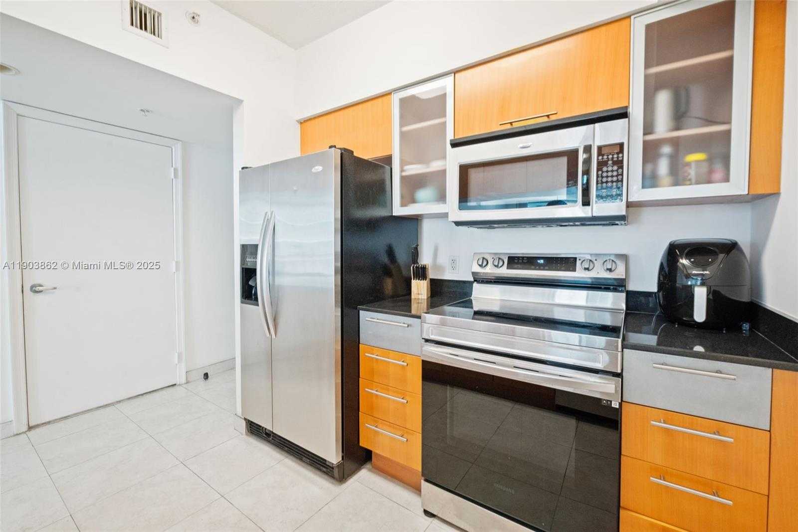 Small Image of 1750 NORTH BAYSHORE DR #1705, Miami Number 11