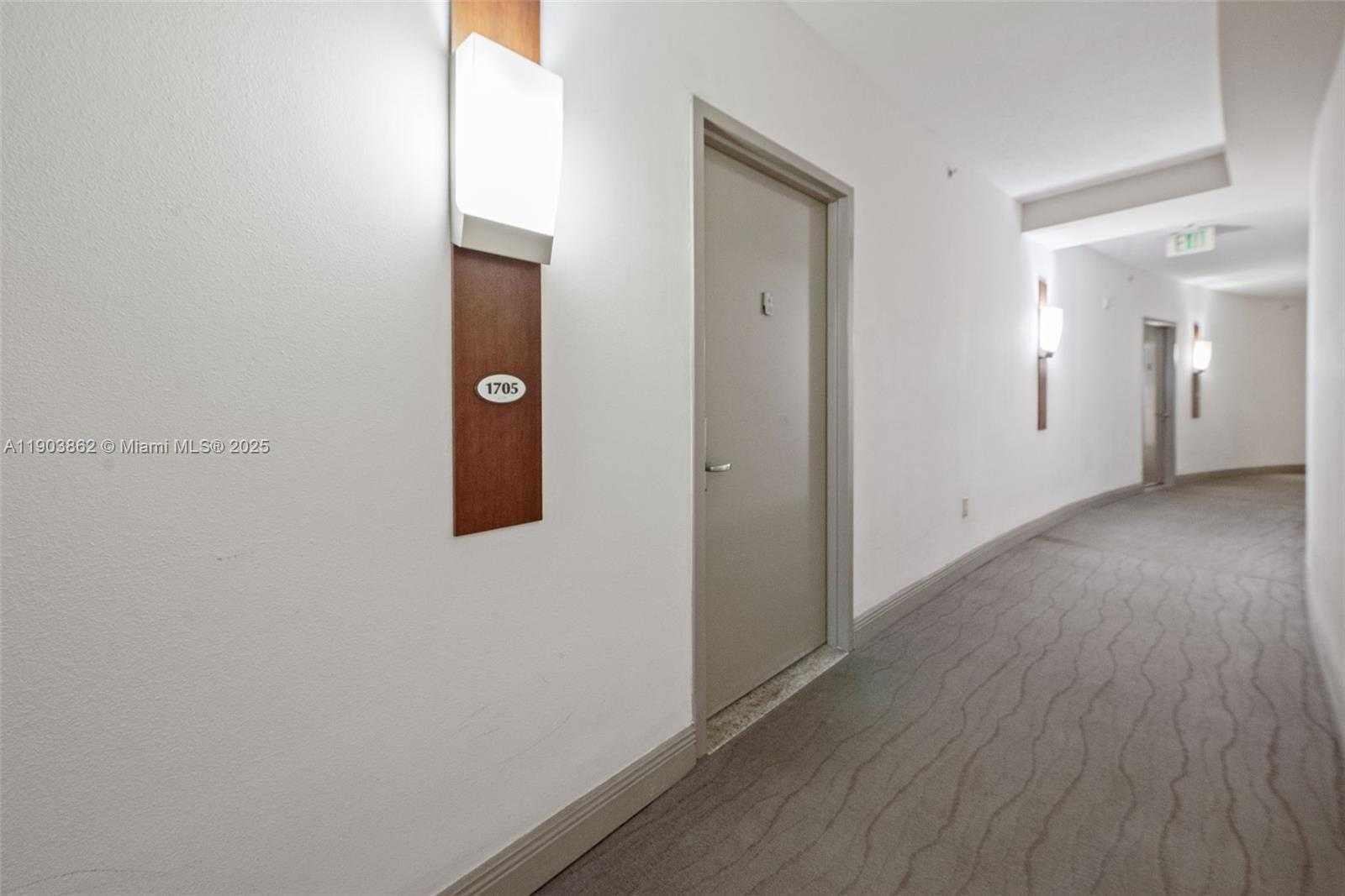 Small Image of 1750 NORTH BAYSHORE DR #1705, Miami Number 2
