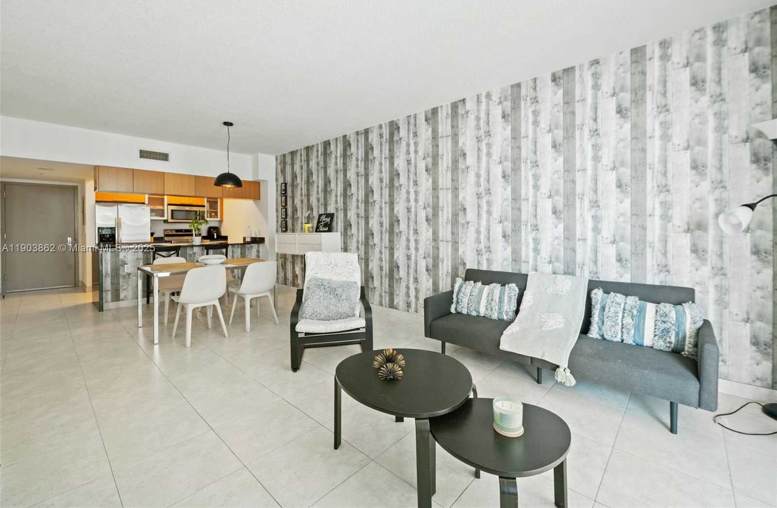 Small Image of 1750 NORTH BAYSHORE DR #1705, Miami Number 5
