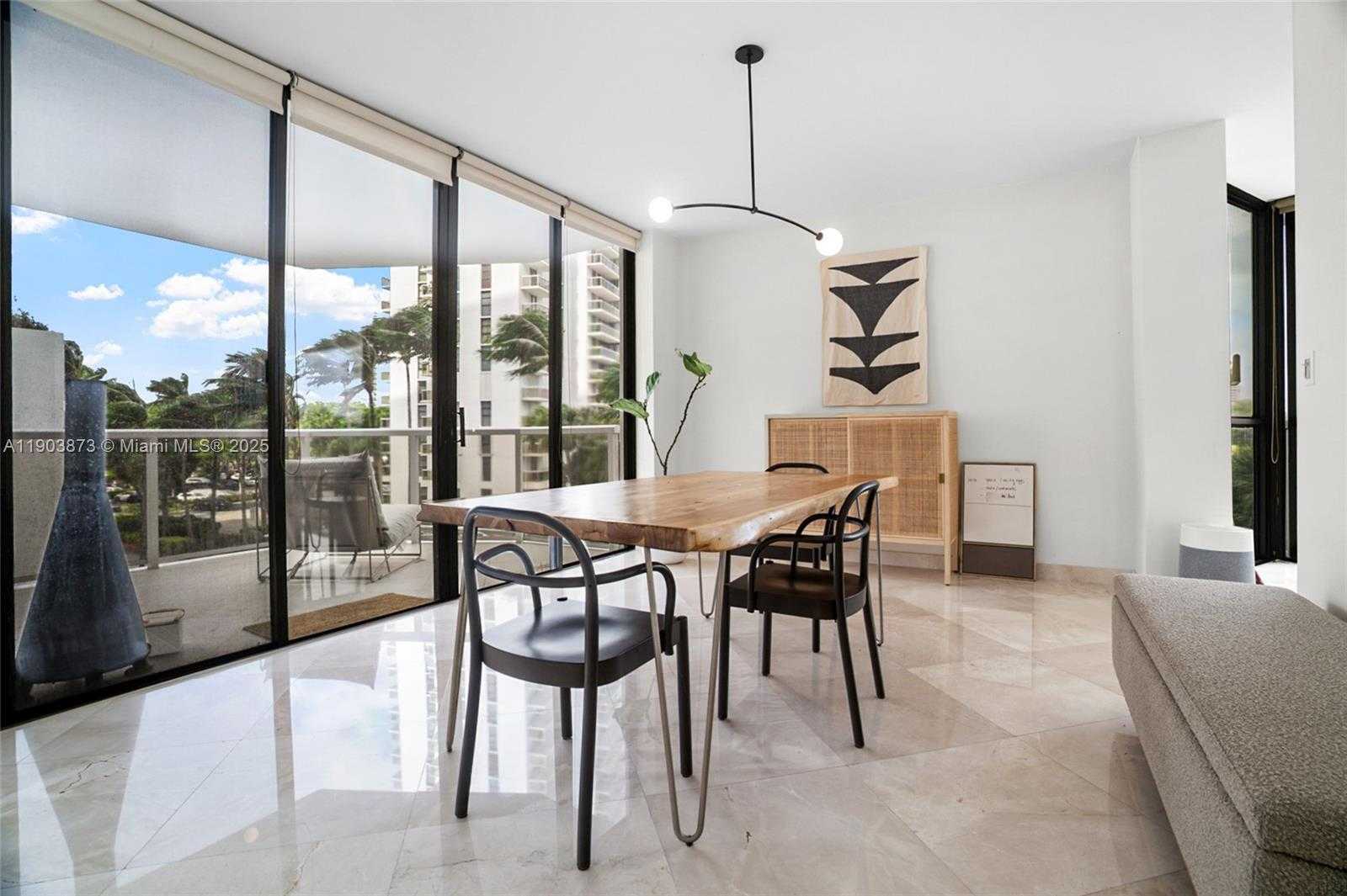 Small Image of 20281 EAST COUNTRY CLUB DR #M1, Aventura Number 21