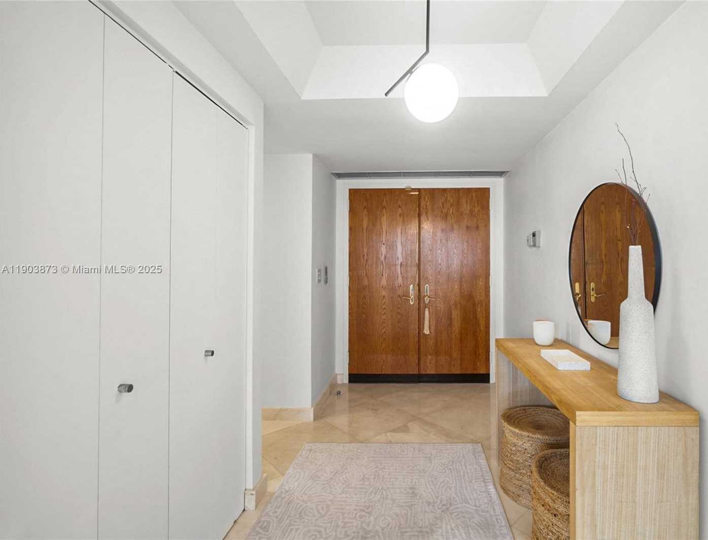 Small Image of 20281 EAST COUNTRY CLUB DR #M1, Aventura Number 3