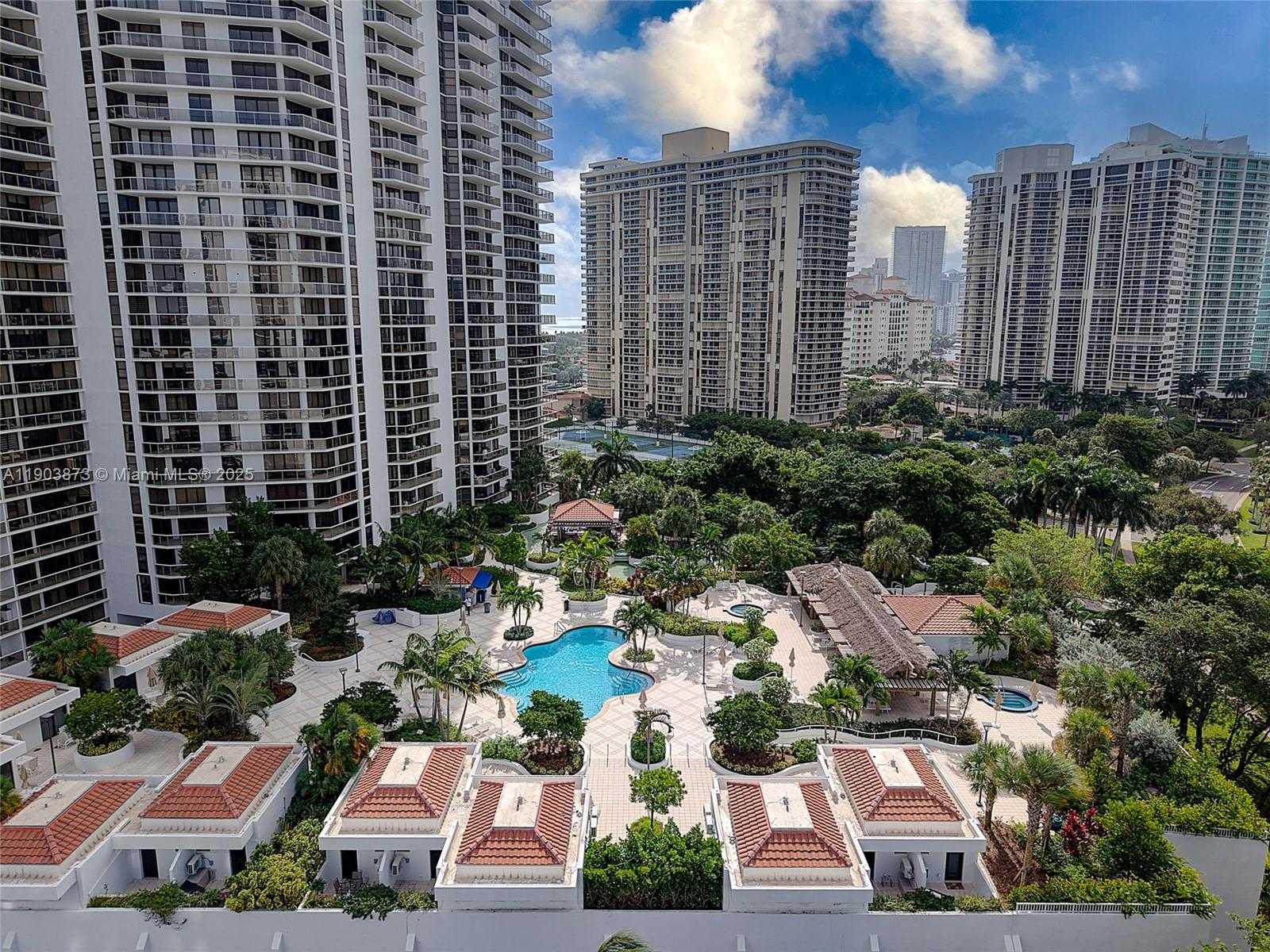 Small Image of 20281 EAST COUNTRY CLUB DR #M1, Aventura Number 36