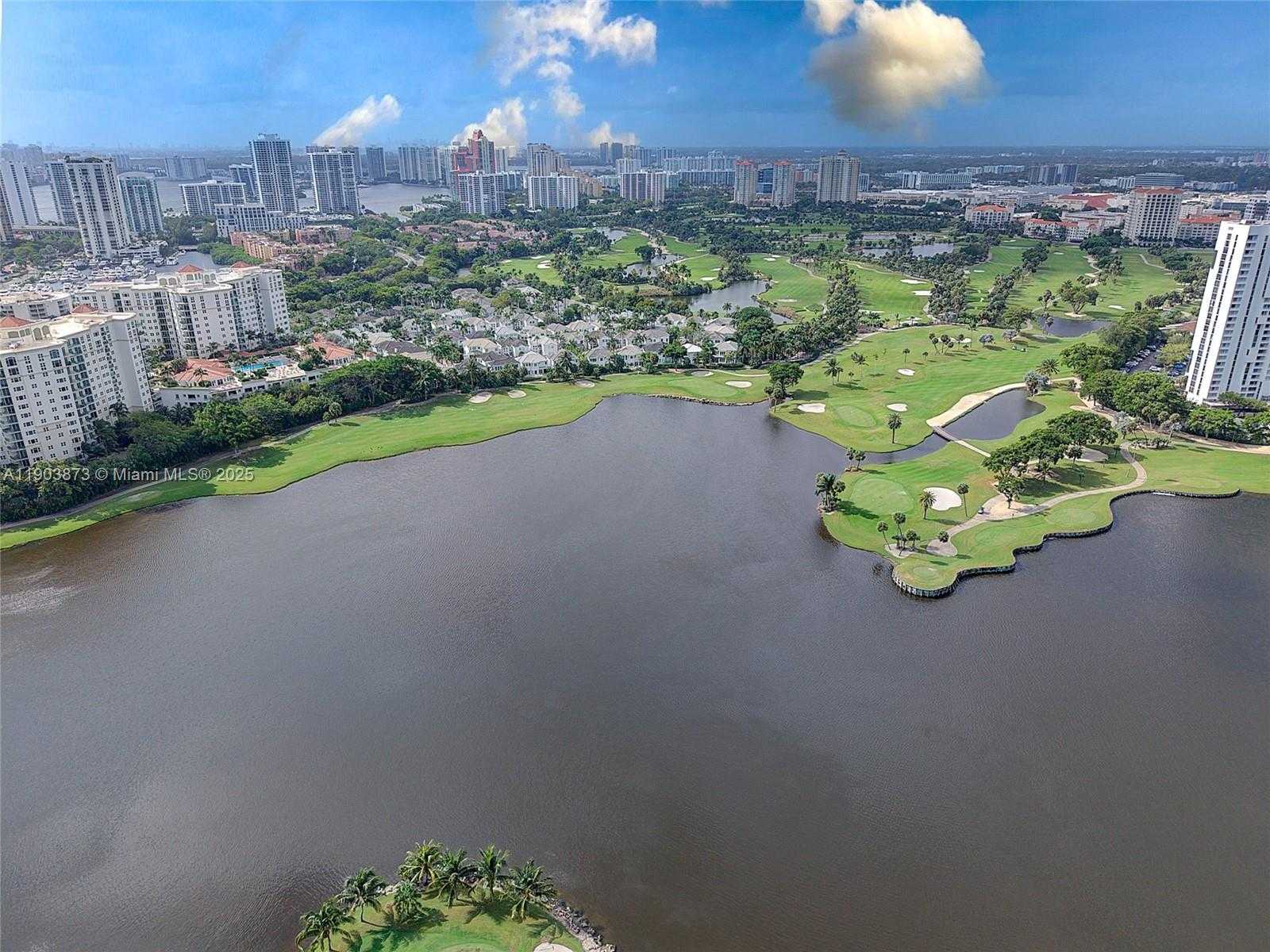 Small Image of 20281 EAST COUNTRY CLUB DR #M1, Aventura Number 39