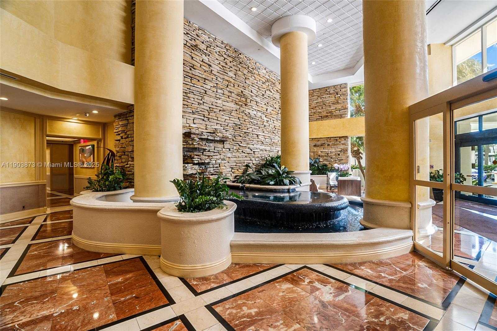 Small Image of 20281 EAST COUNTRY CLUB DR #M1, Aventura Number 45