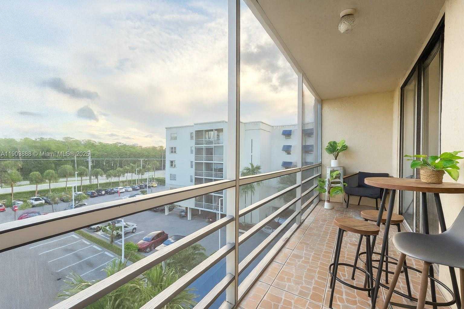 Small Image of 2821 NORTH MIAMI BEACH BLVD #5O, North Miami Beach Number 13