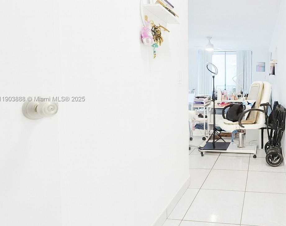 Small Image of 2821 NORTH MIAMI BEACH BLVD #5O, North Miami Beach Number 15