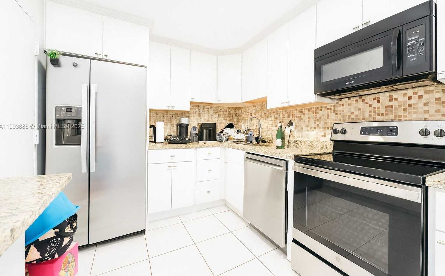 Small Image of 2821 NORTH MIAMI BEACH BLVD #5O, North Miami Beach Number 2