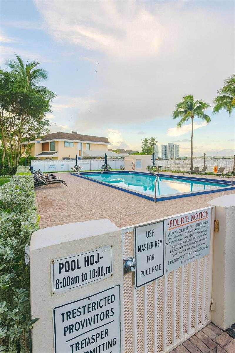 Small Image of 2821 NORTH MIAMI BEACH BLVD #5O, North Miami Beach Number 21