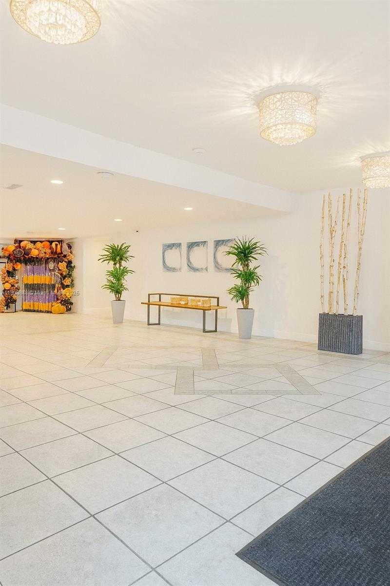 Small Image of 2821 NORTH MIAMI BEACH BLVD #5O, North Miami Beach Number 24