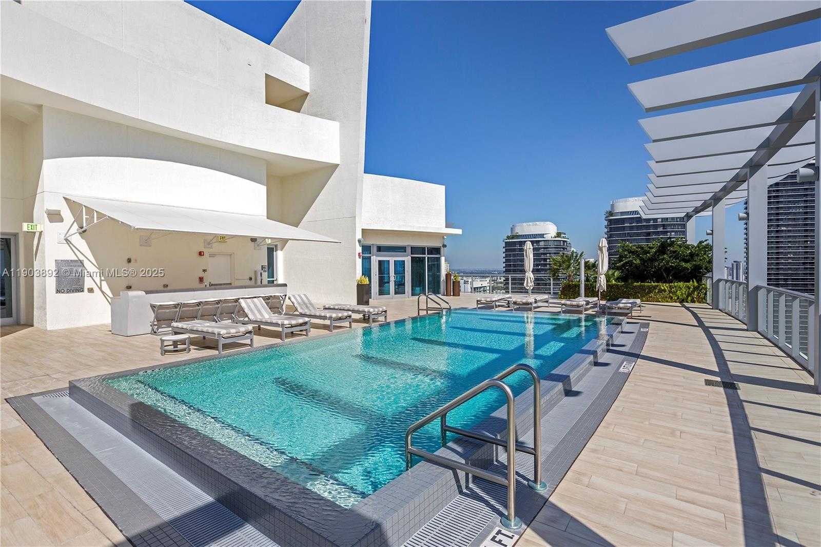 Small Image of 1100 SOUTH MIAMI AVE #710, Miami Number 3