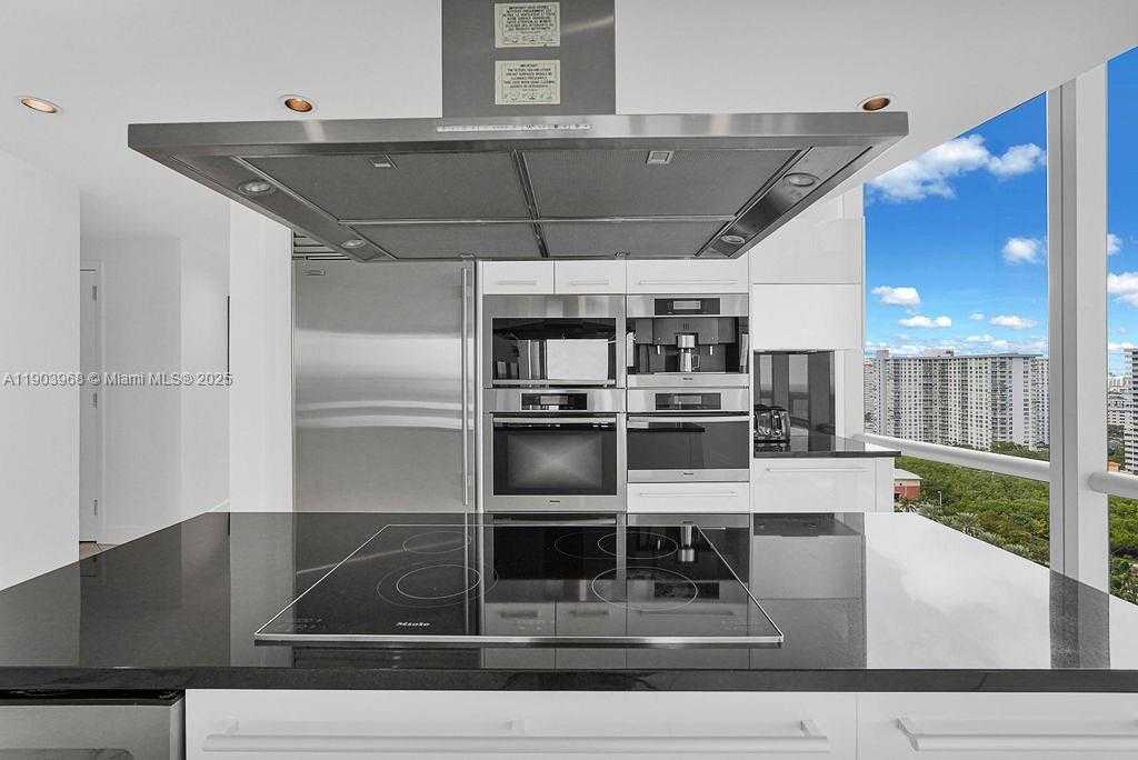Small Image of 17121 COLLINS AVE #1808, Sunny Isles Beach Number 13