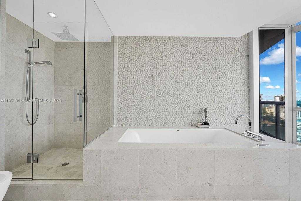 Small Image of 17121 COLLINS AVE #1808, Sunny Isles Beach Number 54