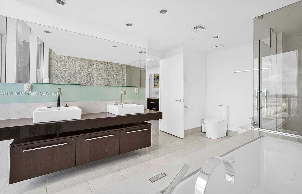 Small Image of 17121 COLLINS AVE #1808, Sunny Isles Beach Number 57