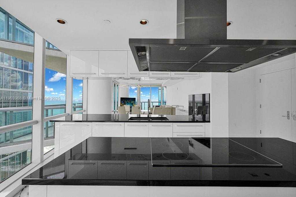 Small Image of 17121 COLLINS AVE #1808, Sunny Isles Beach Number 6