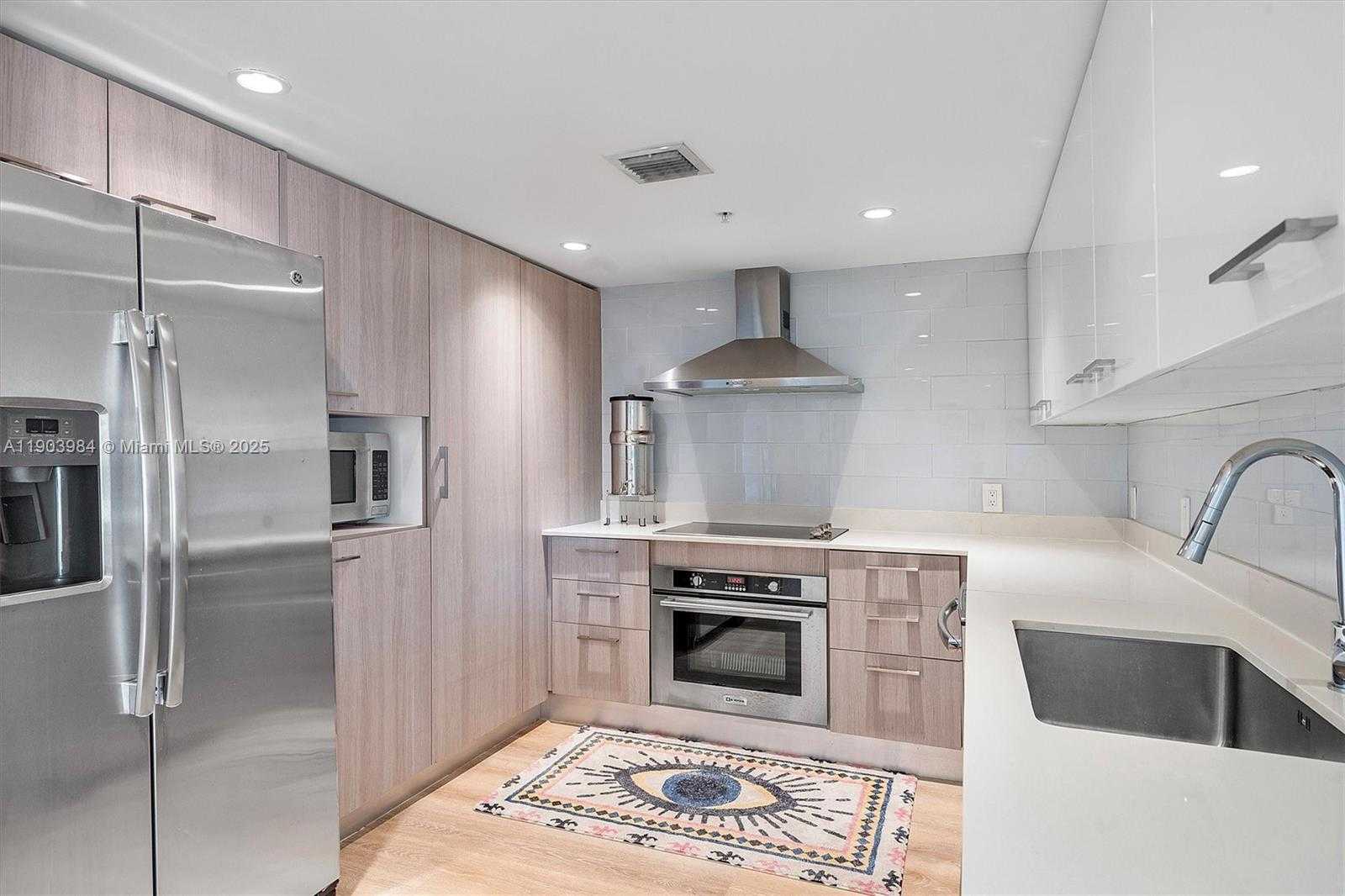 Small Image of 1133 102ND ST #301, Bay Harbor Islands Number 13