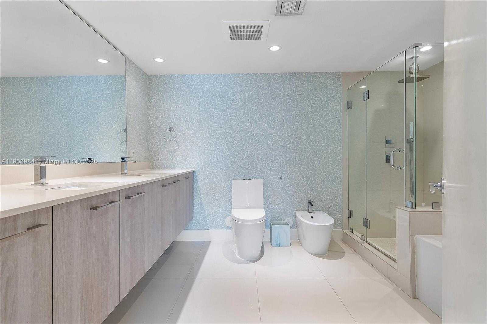 Small Image of 1133 102ND ST #301, Bay Harbor Islands Number 20