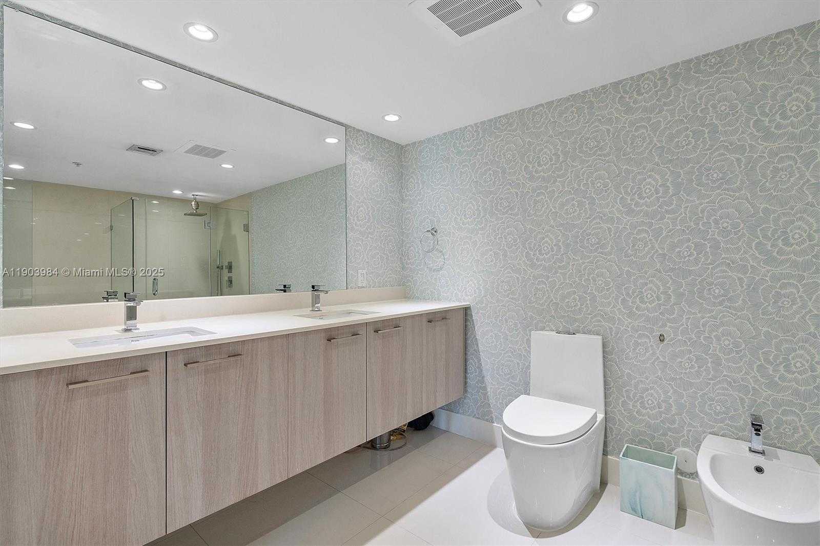 Small Image of 1133 102ND ST #301, Bay Harbor Islands Number 22