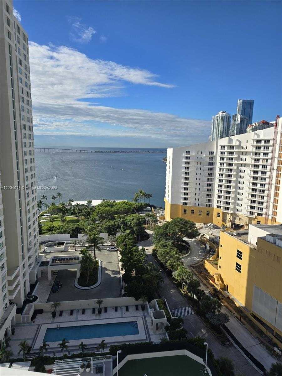 Small Image of 770 CLAUGHTON ISLAND DR #2108, Miami Number 7