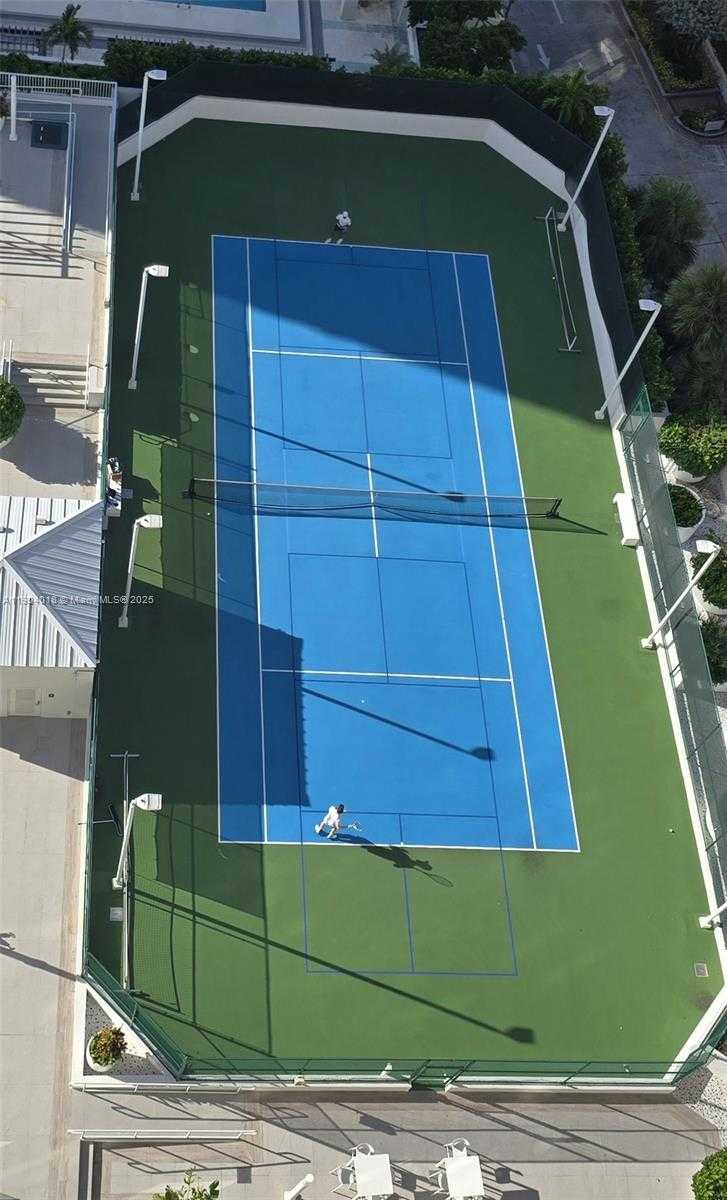 Small Image of 770 CLAUGHTON ISLAND DR #2108, Miami Number 8