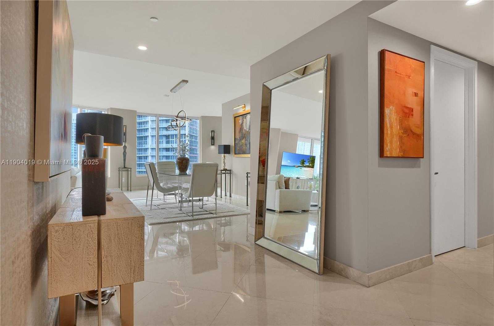 Small Image of 901 BRICKELL KEY BLVD #2804, Miami Number 17