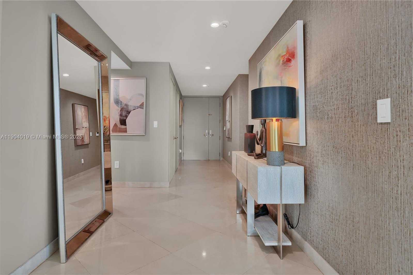 Small Image of 901 BRICKELL KEY BLVD #2804, Miami Number 22
