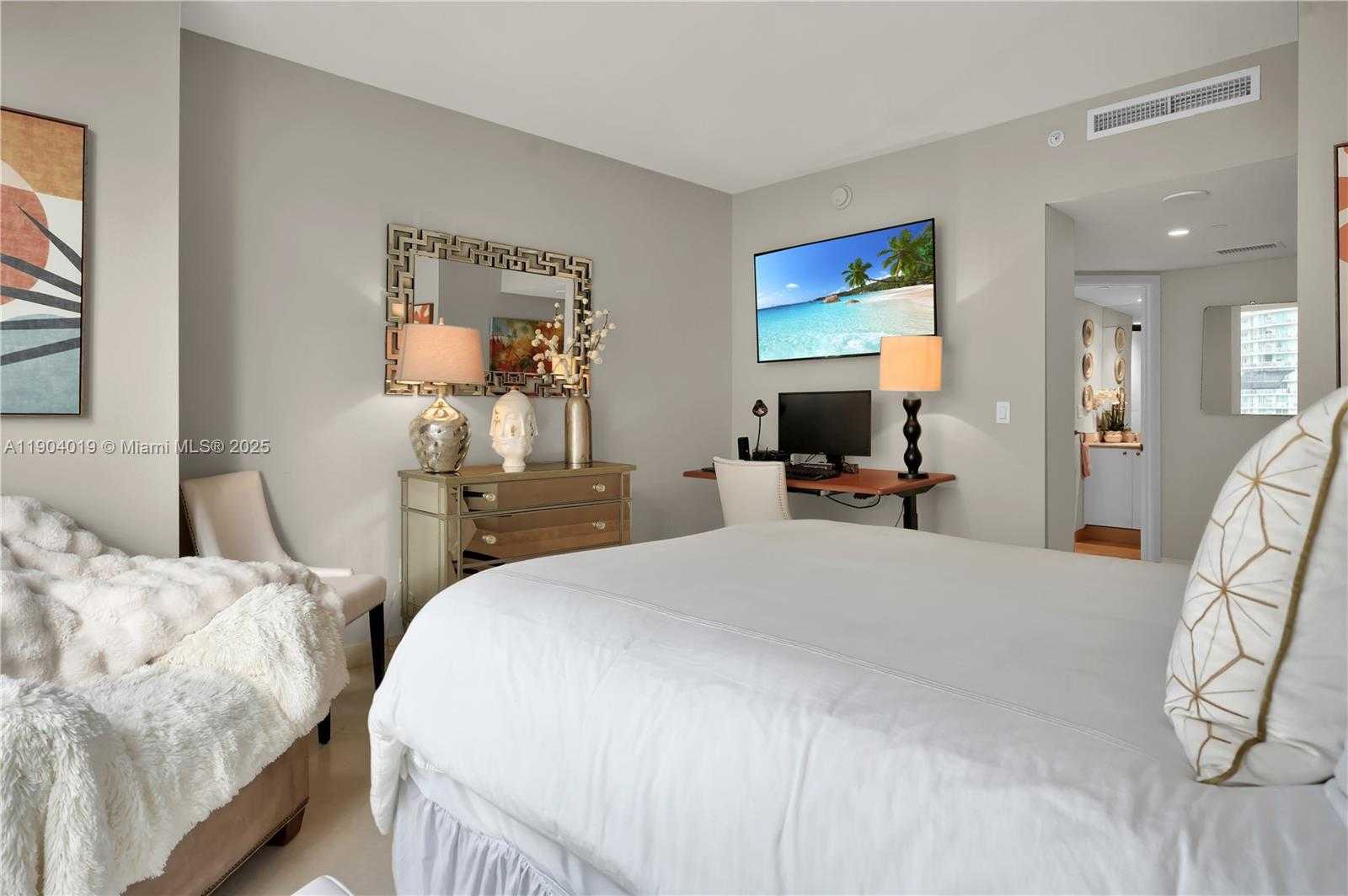 Small Image of 901 BRICKELL KEY BLVD #2804, Miami Number 38