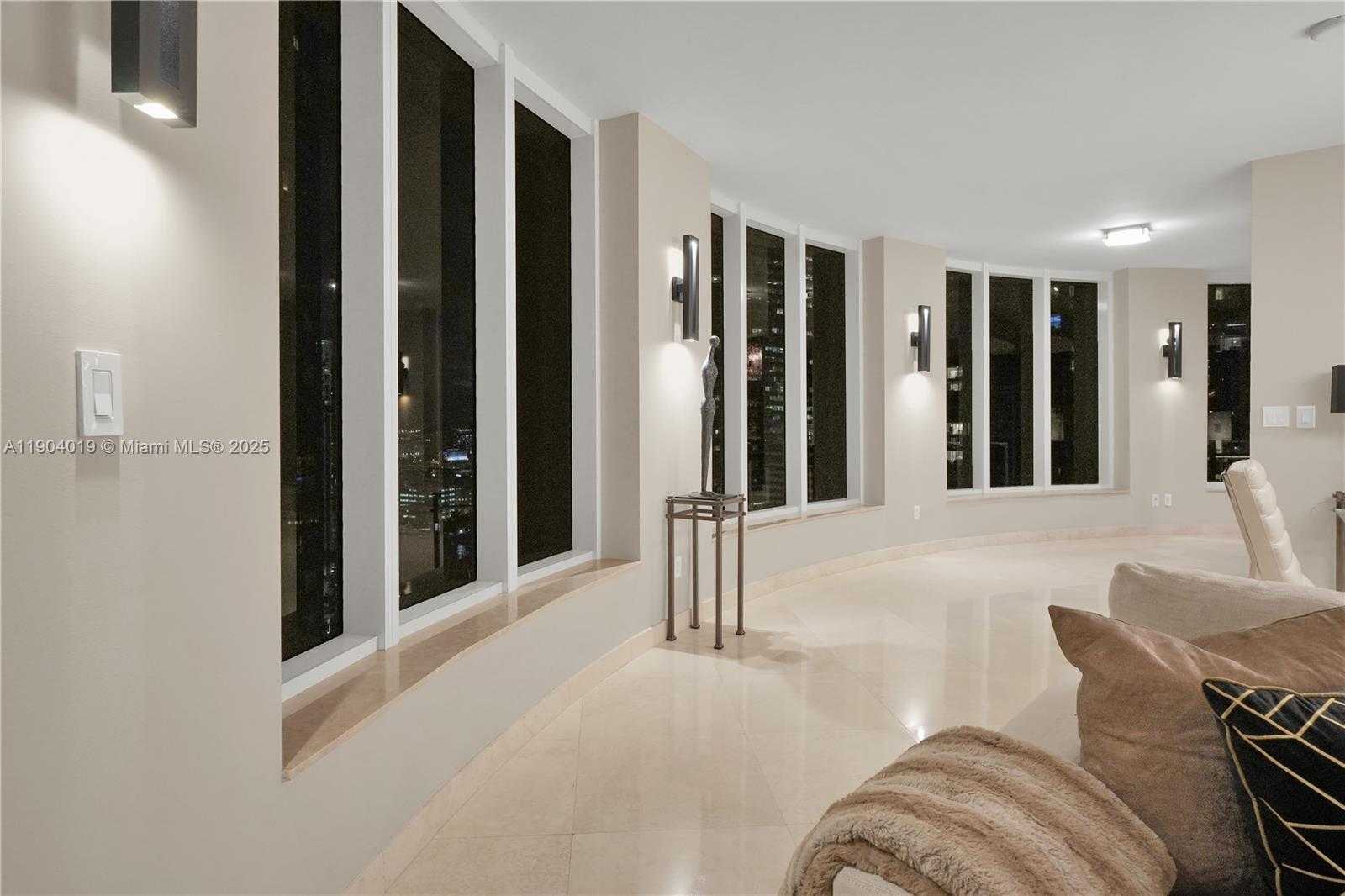 Small Image of 901 BRICKELL KEY BLVD #2804, Miami Number 65