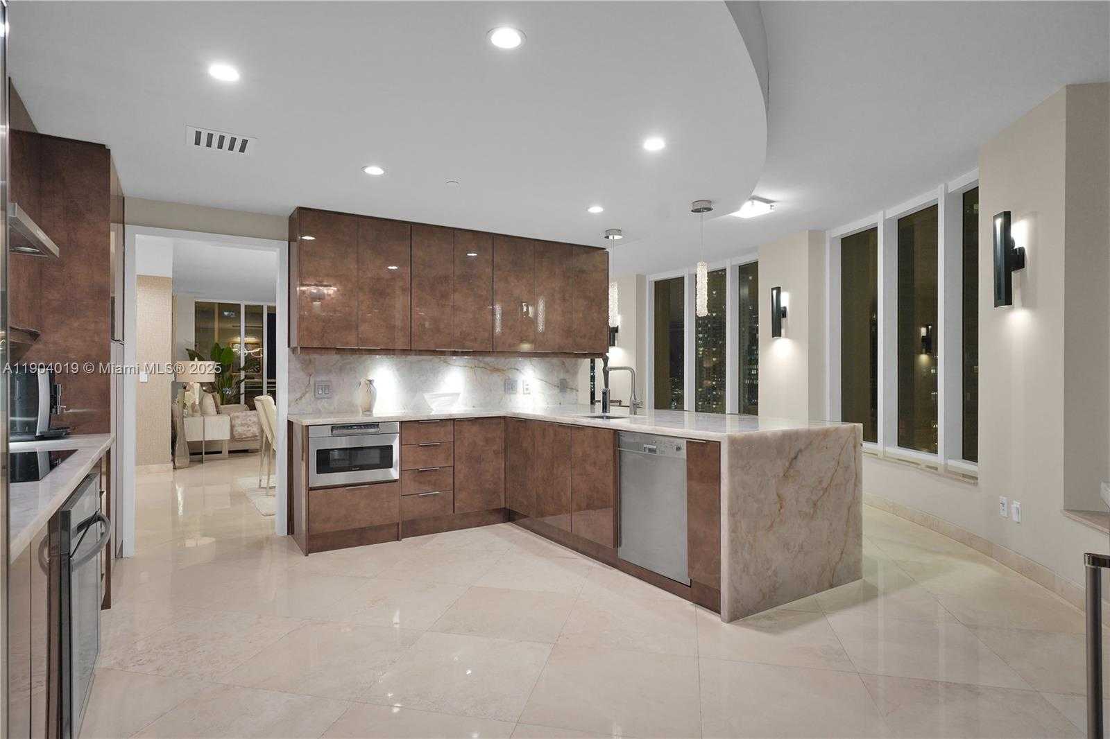 Small Image of 901 BRICKELL KEY BLVD #2804, Miami Number 66