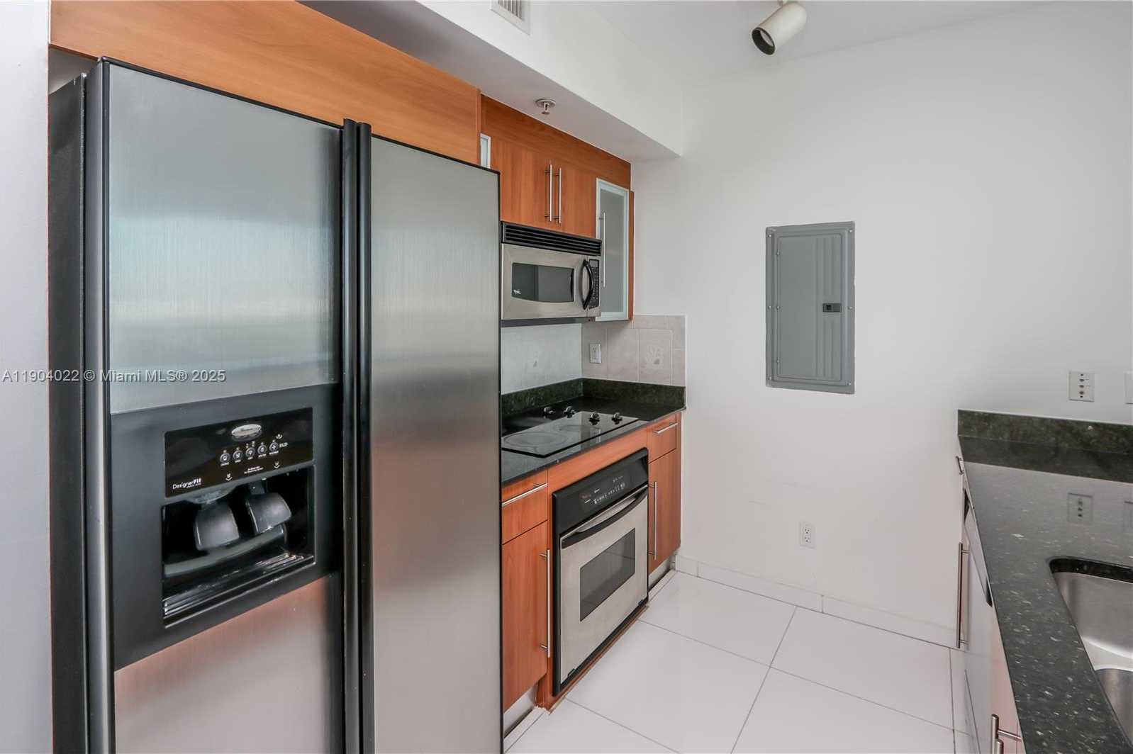 Small Image of 325 SOUTH BISCAYNE BLVD #1722, Miami Number 17