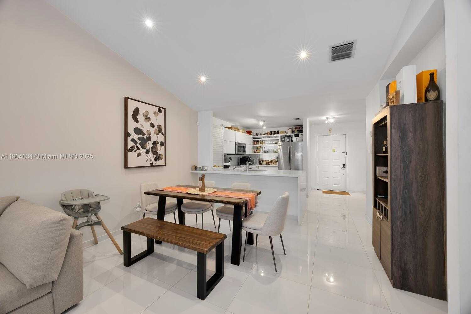 Small Image of 8596 SOUTH WEST 115TH PL, Miami Number 14