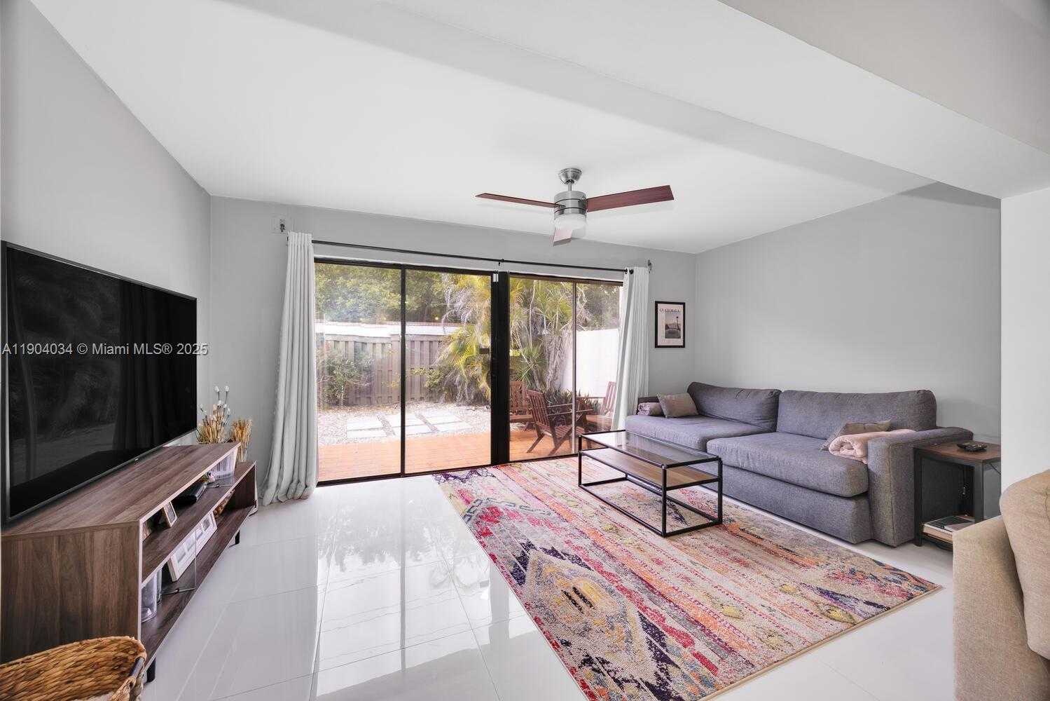 Small Image of 8596 SOUTH WEST 115TH PL, Miami Number 16