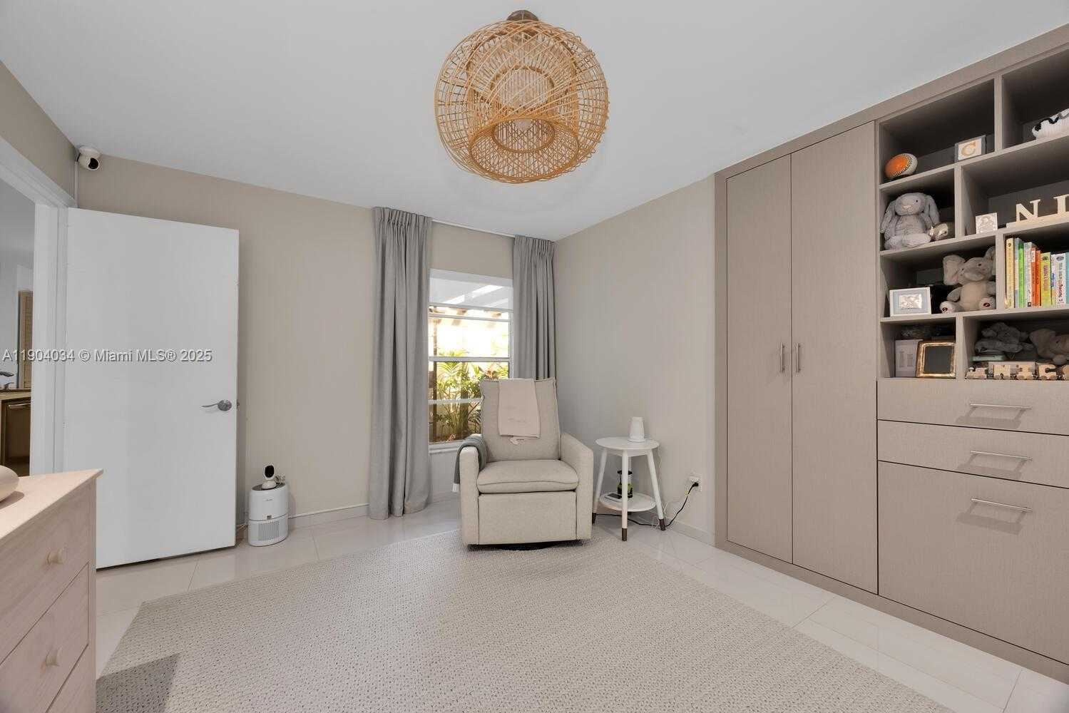 Small Image of 8596 SOUTH WEST 115TH PL, Miami Number 27